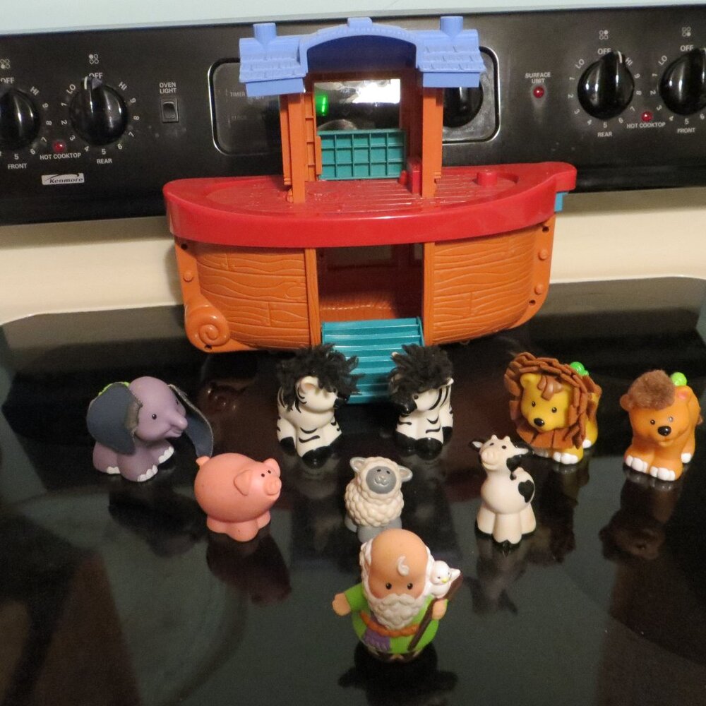 Fisher Price Little People 2005 Noah"s Ark Playset